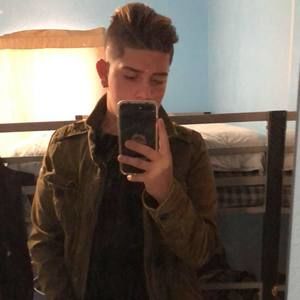 Meet your Posher, Esteban